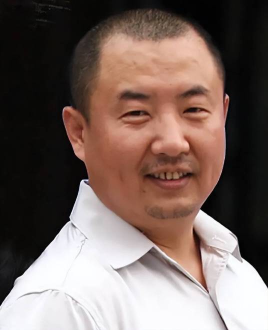 宁文彤